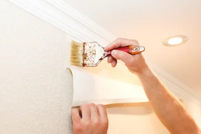 Pose de papier peint à Basly — revêtements muraux et toiles de verre